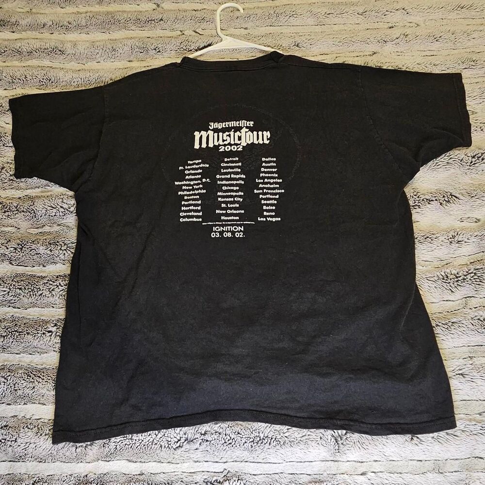 Fruit-of-the-loom Men's Black and White T-shirt